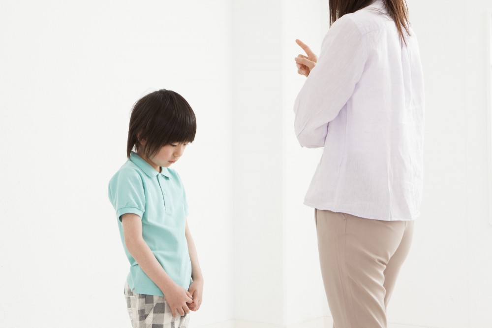 「叱る」って本当に難しいですよね。怒りを抑えられずに「怒る」になることも多々あります。ママだって人間だもの・・・。