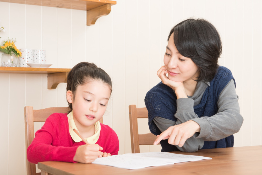 お悩み 勉強を教えるとき 理解できない子供にイライラしてしまう 上手な教え方ってある Brava ブラーバ